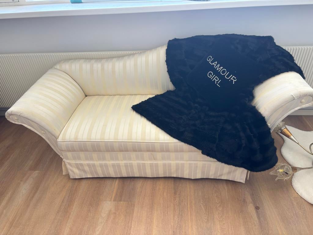 Crèmekleurige rechte bank met streepdessin, Gebruikt, 150 tot 200 cm, Tweepersoons, 75 tot 100 cm