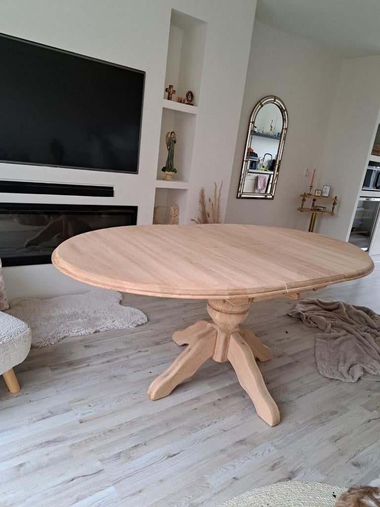 Uitschuifbare bolpoot eettafel in landelijke style, Huis en Inrichting, Eikenhout, Vijf personen of meer, 150 tot 200 cm, Ovaal