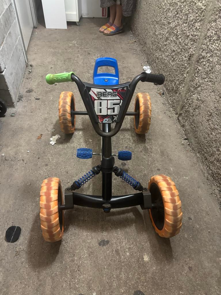 BERG Biky Loopfiets - Vierwielige Kinderfiets, Kinderen en Baby's, Speelgoed | Buiten | Voertuigen en Loopfietsen, Ophalen of Verzenden