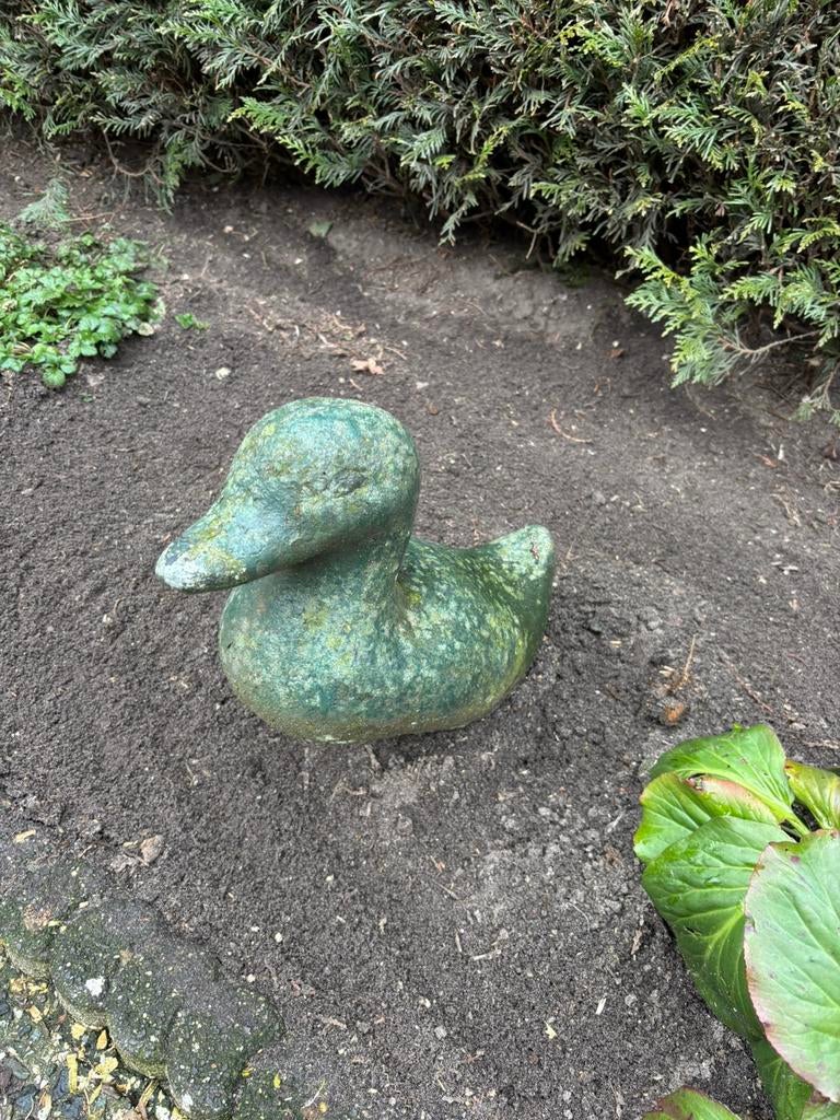 #leuke betonnen eend #, Tuin en Terras, Tuinbeelden, Ophalen, Gebruikt, Beton, Dierenbeeld