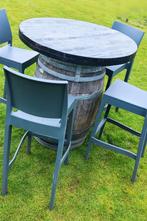 Statafel eiken wijnvat met 4 kunststof barkrukken, Ophalen of Verzenden