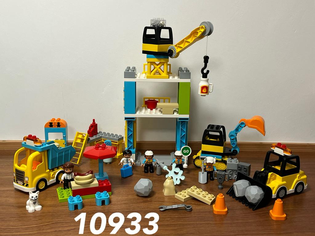 Duplo torenkraan en bouwterrein 10933 (compleet) 1, Kinderen en Baby's, Speelgoed | Duplo en Lego, Ophalen of Verzenden, Zo goed als nieuw