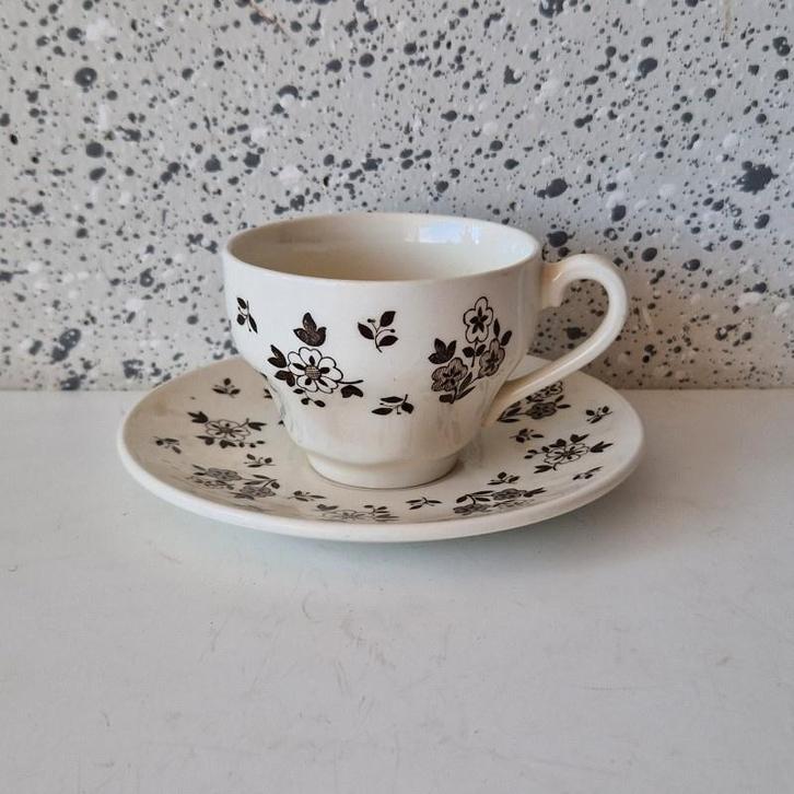 12 Enoch Wedgwood Antoinette kop en schotels, Antiek en Kunst, Antiek | Servies los, Ophalen of Verzenden