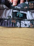 Z8 flared broek paars lila bloemen maat 134, Broek, Gebruikt, Meisje, Z8