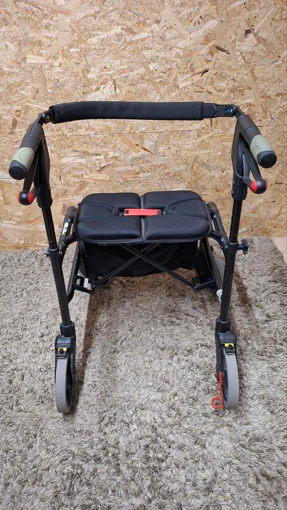 Nexus Rollator, Ophalen, Opvouwbaar, Gebruikt