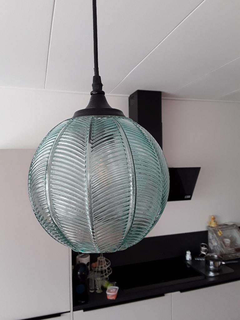 hanglampen. 2 hanglampen. glas. blauw, Ophalen of Verzenden, Zo goed als nieuw, Glas, Minder dan 50 cm