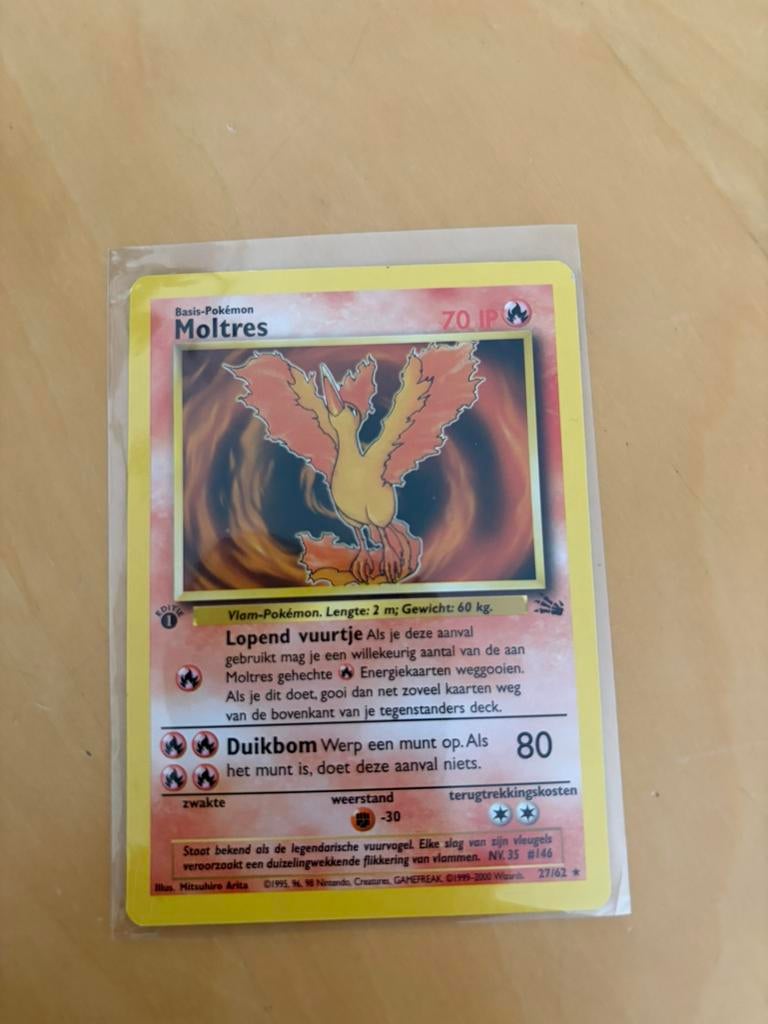 Moltres fossil non holo 1st NL, Hobby en Vrije tijd, Verzamelkaartspellen | Pokémon, Ophalen of Verzenden, Zo goed als nieuw