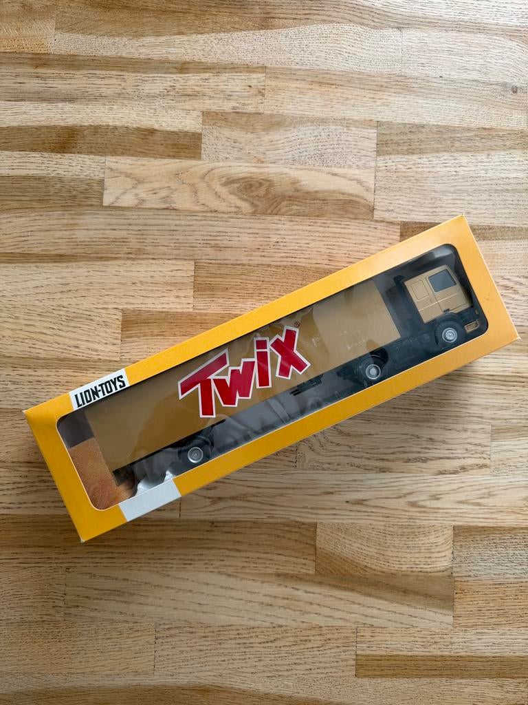 Nieuw in doos - lion toys, Hobby en Vrije tijd, Modelauto's | 1:50, Ophalen, Zo goed als nieuw, Bus of Vrachtwagen, Lion Toys