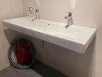 Wastafel met 2 kranen, Ophalen, Zo goed als nieuw, Wastafel
