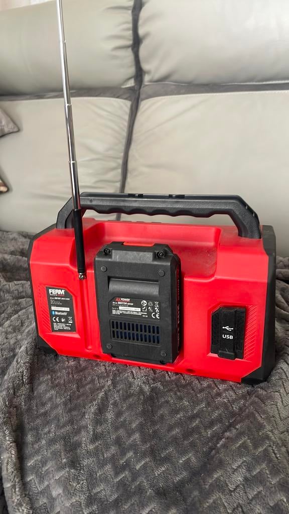 Ferm werkplaats radio, Ophalen of Verzenden, Zo goed als nieuw