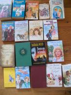 doos boeken / streekromans, Ophalen of Verzenden, Gelezen