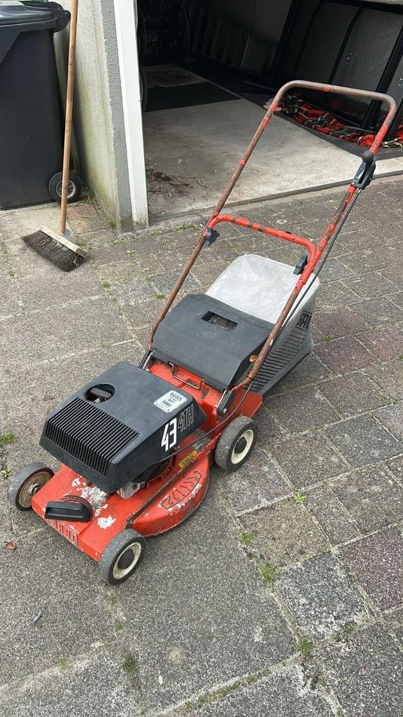 Sabo grasmaaier, Ophalen