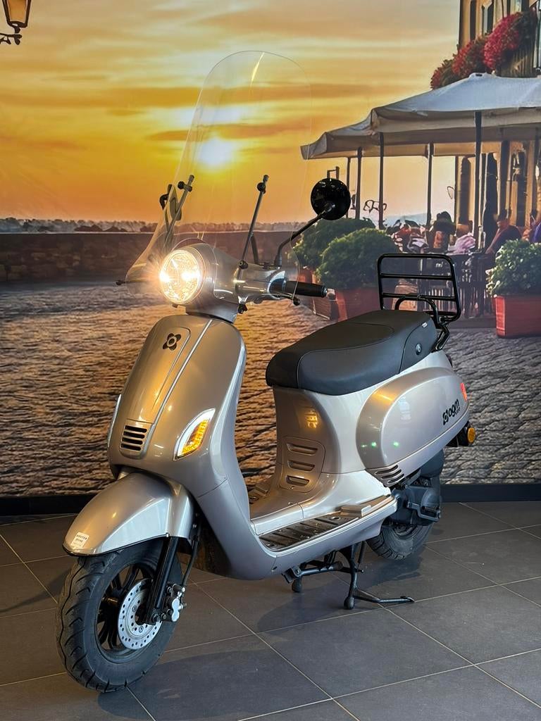 Agm VX50i | 2022 | E5 | incl. GARANTIE ✅, Fietsen en Brommers, Ophalen of Verzenden, Zo goed als nieuw, Benzine