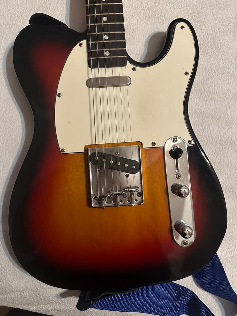 London City Comet MK1 + o.a Vox Pathfinder 15R, Muziek en Instrumenten, Snaarinstrumenten | Gitaren | Elektrisch, Ophalen, Gebruikt
