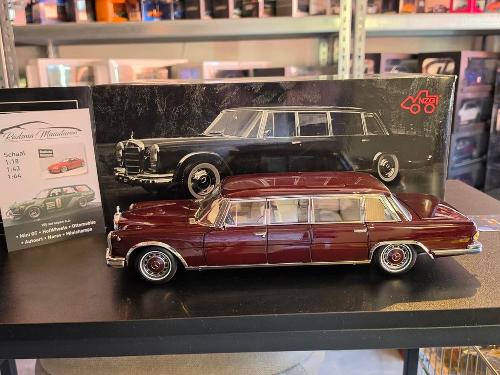 Mercedes-Benz 600 Pullman - Dunkelrot - 1:18 NZG "GEWELDIG", Auto, Nieuw, Ophalen of Verzenden, NZG