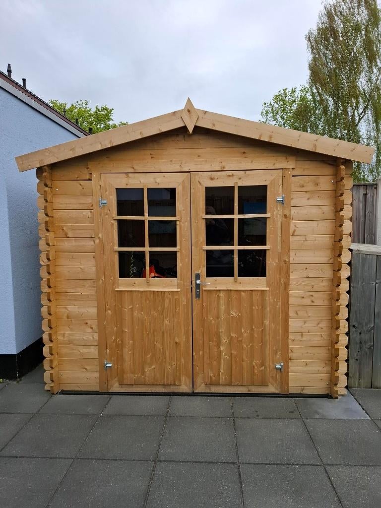 Te koop Blokhut, Ophalen, 250 tot 500 cm, Blokhut, 2 ramen