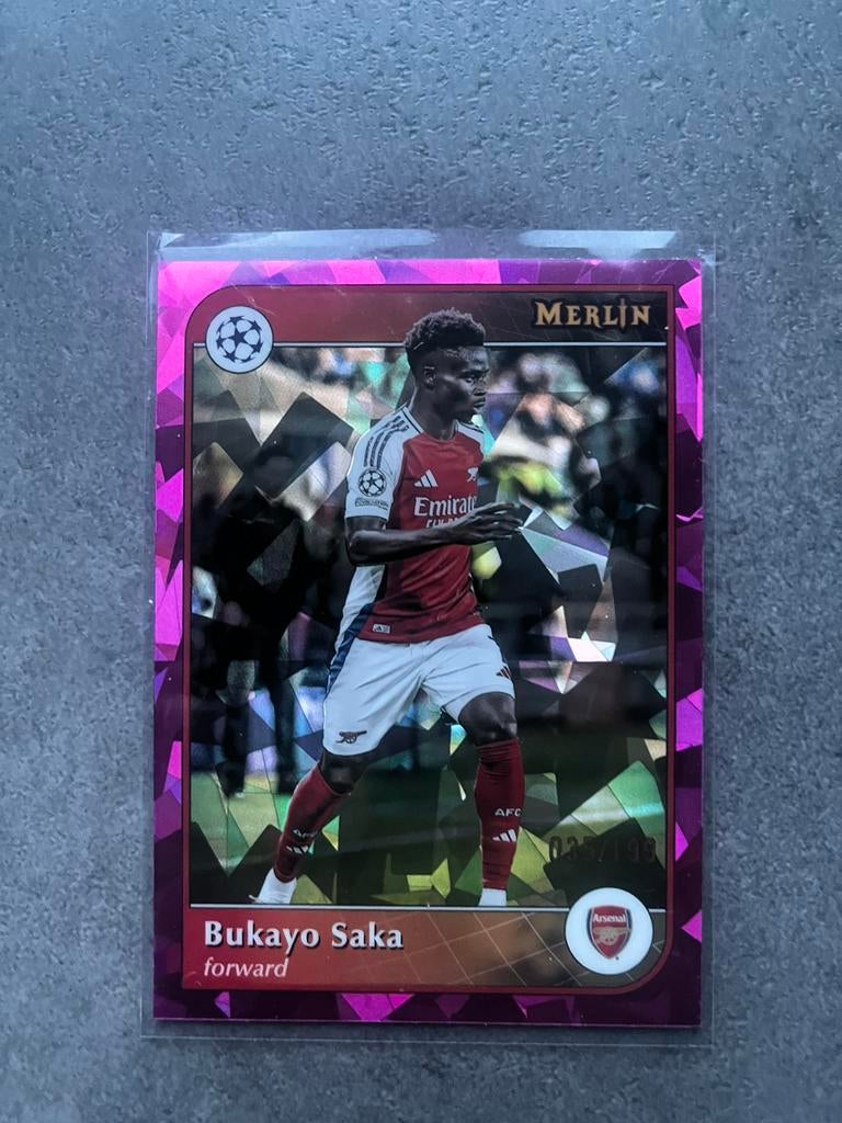 Topps 2024-25 Merlin Bukayo Saka Pink Atomic /199, Verzenden, Zo goed als nieuw, Plaatje