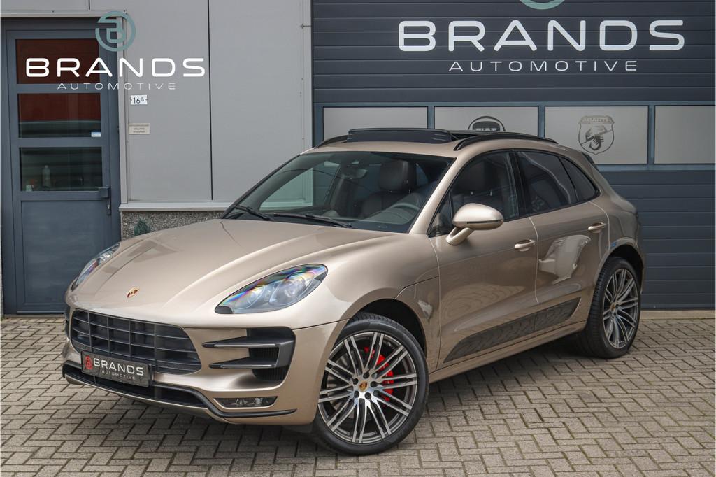 Porsche Macan 3.6 V6 Turbo Full option Luchtvering Pano 400P, Auto's, Porsche, Automaat, Gebruikt, Beige, Bi-Xenon koplampen