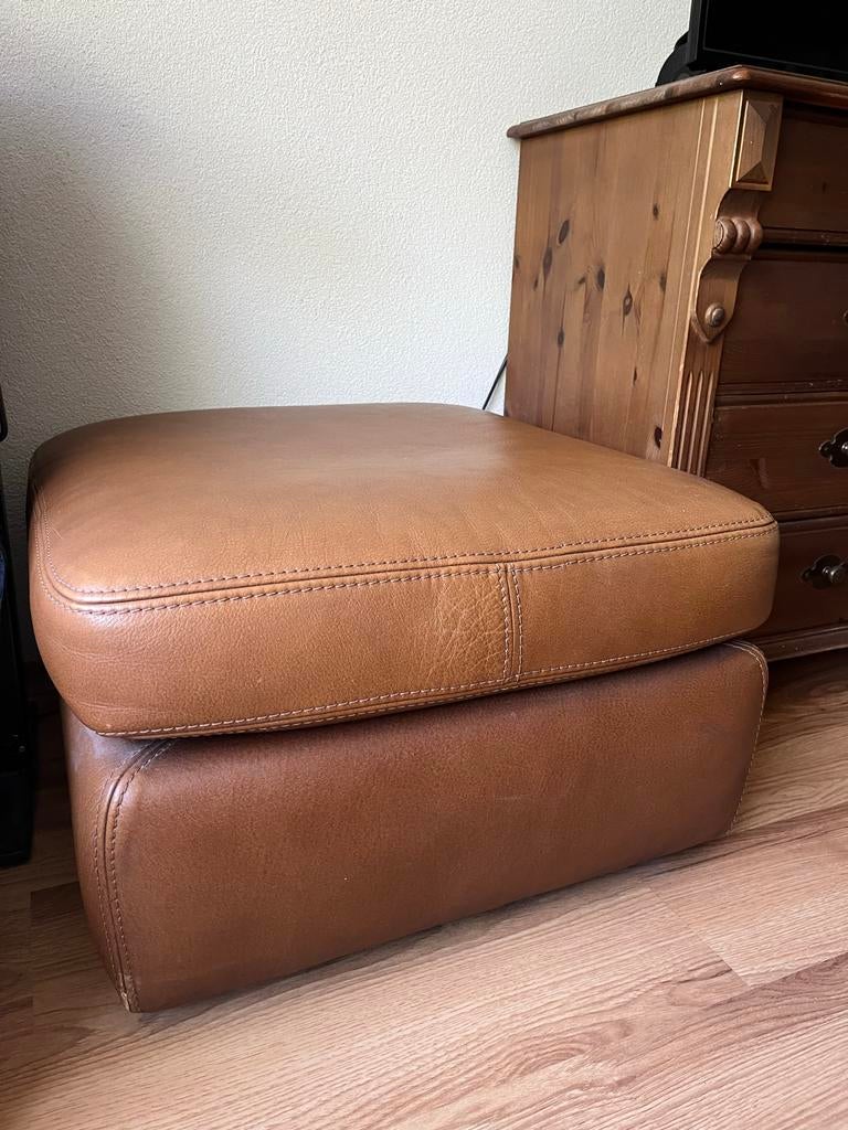 Leren poef / hocker in bruin, Ophalen, Gebruikt, Vierkant, Leer