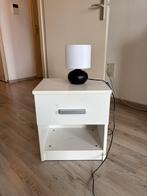 Nachtkastje Jysk met lampje, Ophalen, Gebruikt, Minder dan 45 cm, Minder dan 55 cm