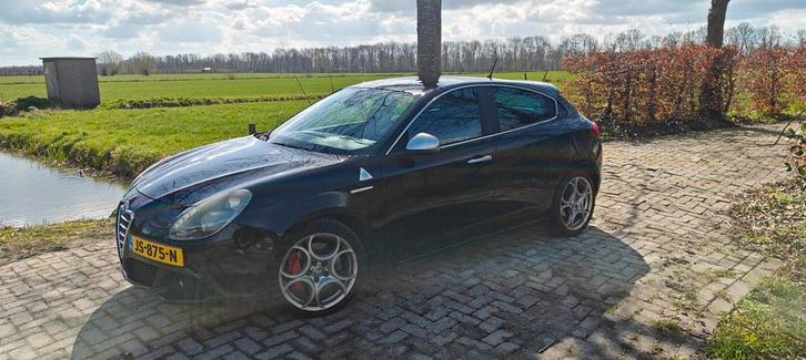 Alfa Romeo Giulietta 1.750 TBI 2010, Auto's, Alfa Romeo, Giulietta, ABS, Airbags, Airconditioning, Alarm, Bluetooth, Centrale vergrendeling
