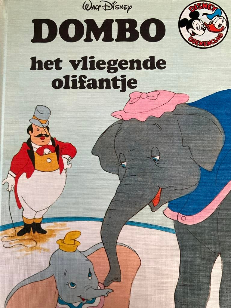Dumbo het vliegende olifantje - Walt Disney Boek, Boeken, Ophalen of Verzenden, Gelezen, Sprookjes