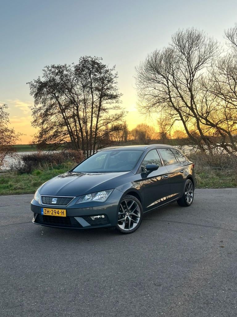 Seat Leon 1.0 Ecotsi 2019 Org NL Camera Cruise Carplay Digit, Voorwielaandrijving, Leon, Leder en Stof, 49 €/maand