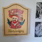Dartbord in houten kast - Kings Head Pub & Lodging, Ophalen, Gebruikt, Dartbord