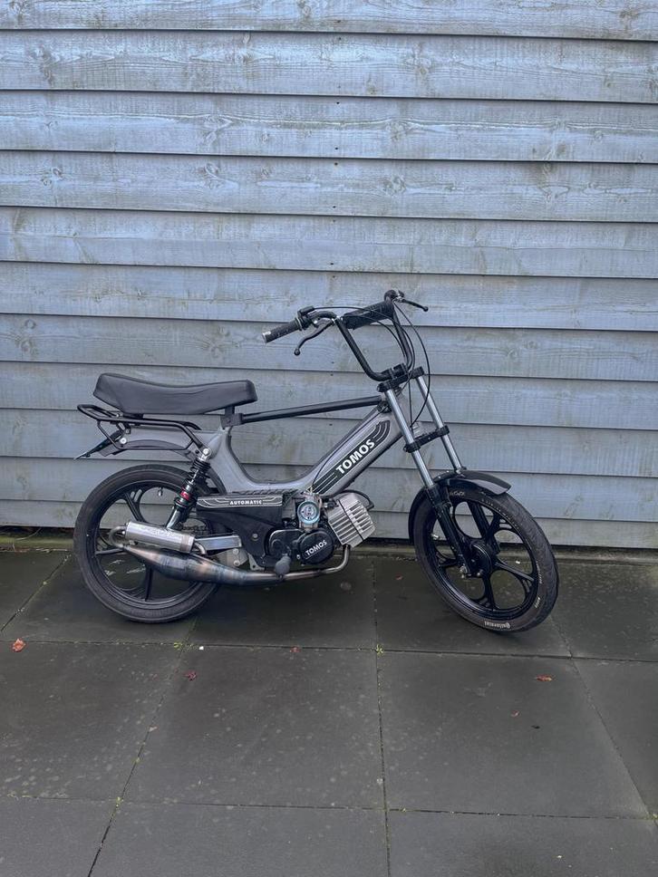 Tomos 74cc Italkit!, Fietsen en Brommers, Brommers | Puch, Zo goed als nieuw, Overige modellen, Ophalen