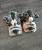 Leuke Bulldog Pantoffels - Maat 44/45, Ophalen, Zo goed als nieuw, Pantoffels of Sloffen
