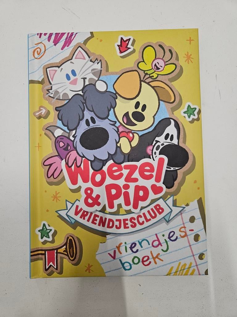 Vriendjesboek woezel en pip, Ophalen of Verzenden, Zo goed als nieuw