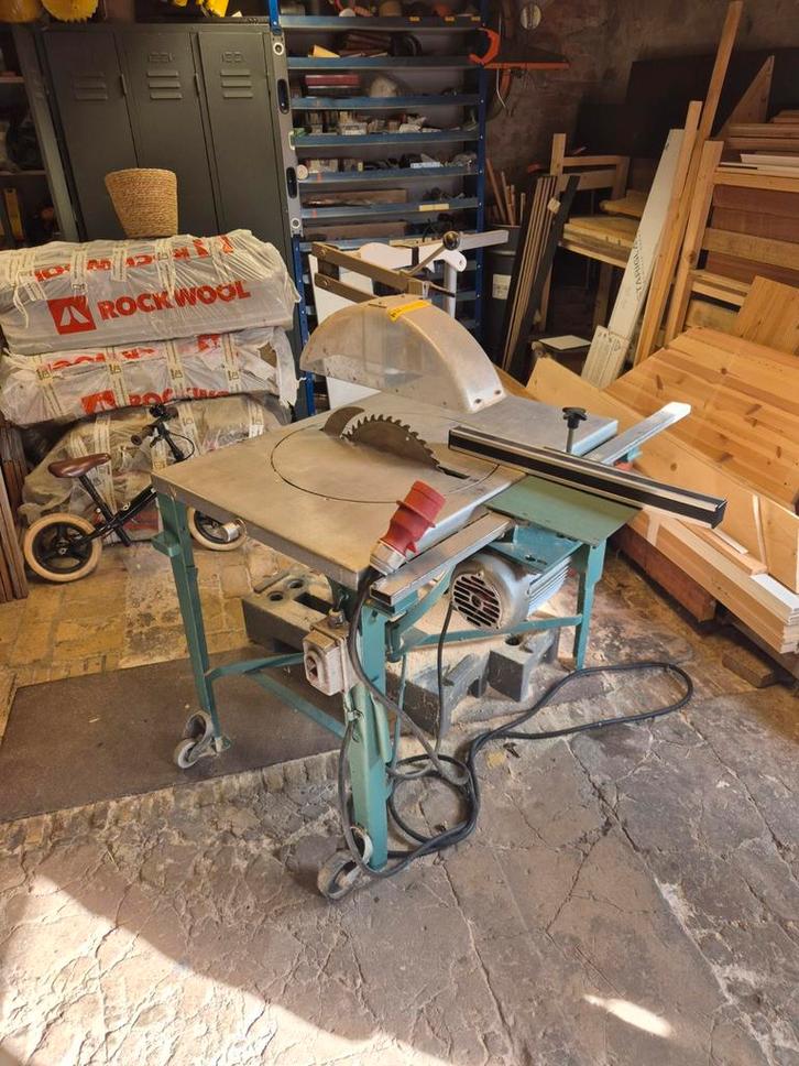 Tafelzaag met zo goed als nieuw zaagblad, Doe-het-zelf en Verbouw, Gereedschap | Zaagmachines, Ophalen
