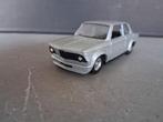 Zilveren BMW 2002 modelauto - Gedetailleerd schaalmodel, Ophalen of Verzenden, Zo goed als nieuw, Auto, Overige merken
