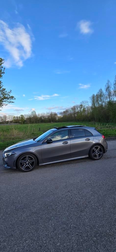 Mercedes-Benz A-Klasse A 200 163pk 7G-DCT 2018 Grijs, Auto's, 4 cilinders, 75 €/maand, USB, Particulier
