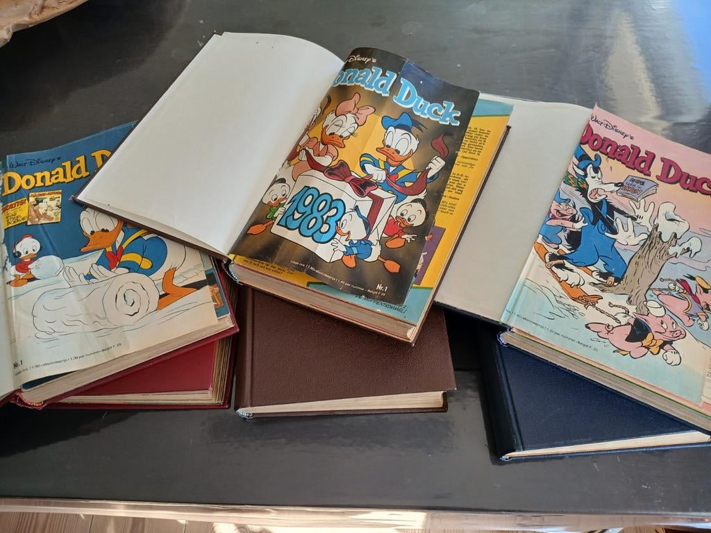 Donald Duck ingebonden jaargangen 1981, 1982, 1983, Boeken, Ophalen