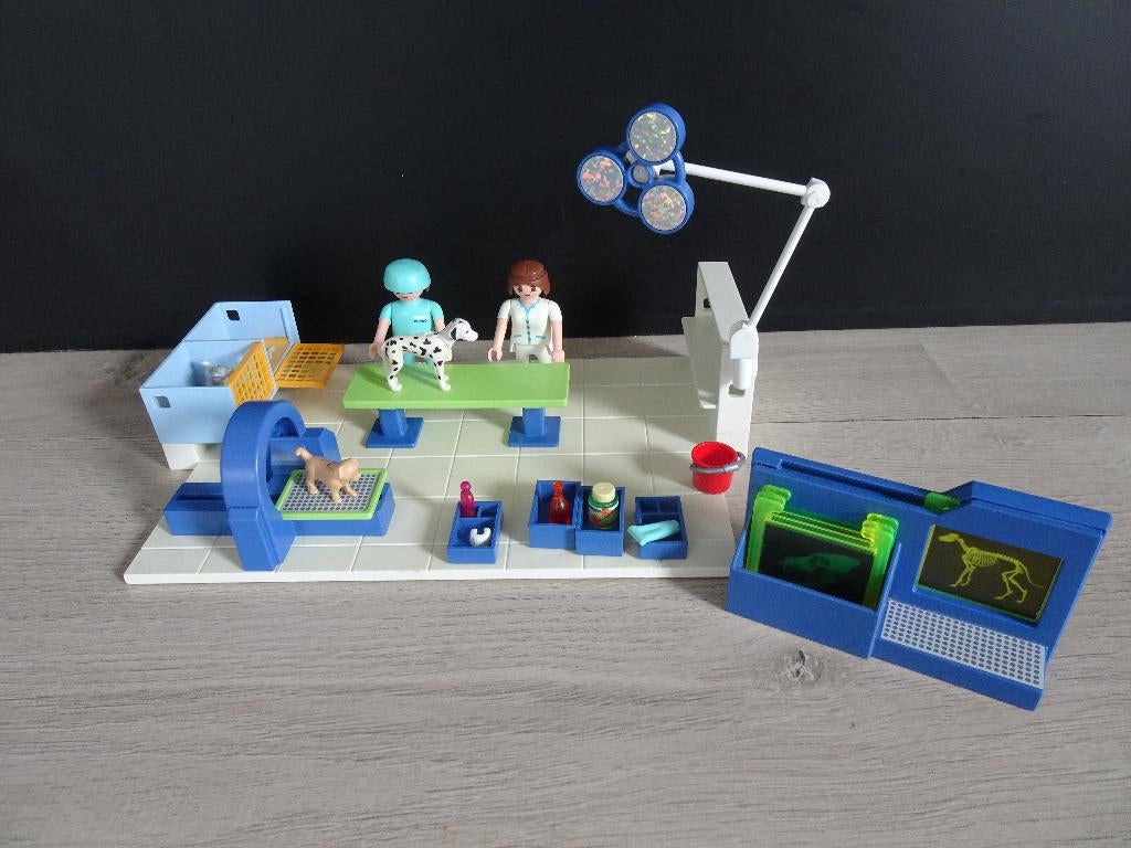 Playmobil Dierenarts en praktijk, Ophalen of Verzenden, Gebruikt, Complete set
