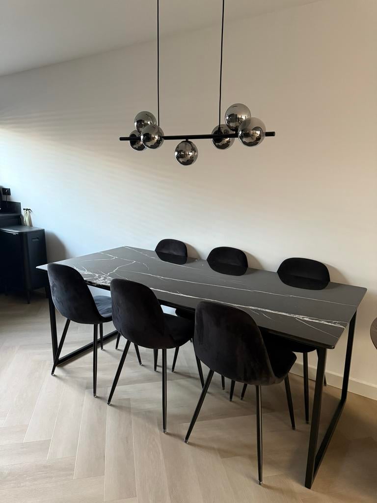 Moderne Marmeren Eettafel - Zwart met Witte Aderen, Ophalen, Overige materialen, 50 tot 100 cm, Zo goed als nieuw