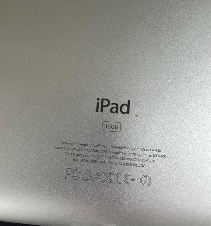 Apple iPad A1430 16 GB - Wi-Fi en Mobiel internet, Computers en Software, Apple iPads, Apple iPad, Wi-Fi en Mobiel internet, 16 GB