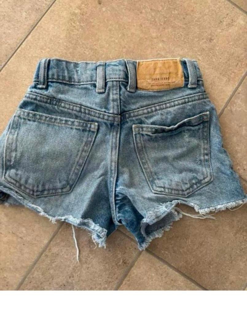 Korte broek zara maat 116, Ophalen of Verzenden, Zo goed als nieuw, Meisje, Broek