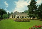 Cafe Restaurant De Hertenkamp, Epe [Veluwe] - 1970 gelopen, Verzamelen, Ansichtkaarten | Nederland, Ophalen of Verzenden, Voor 1920