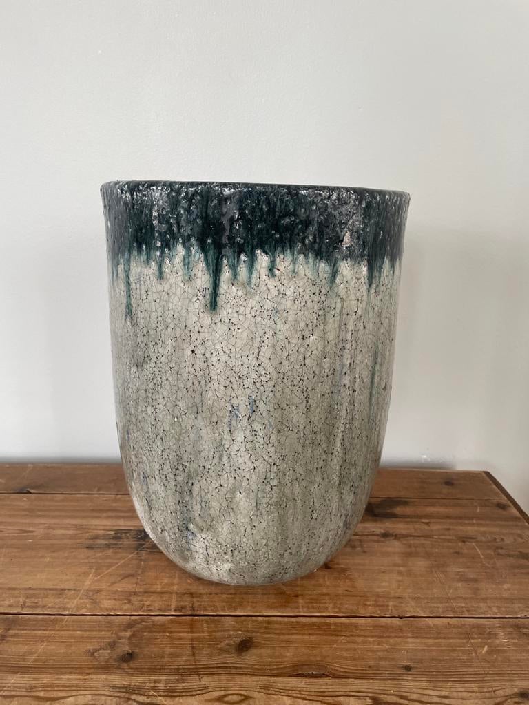 Grote PTMD bloempot, grijs gemêleerd - 34x26 cm, Ophalen, Overige kleuren, Aardewerk of Porselein, Zo goed als nieuw