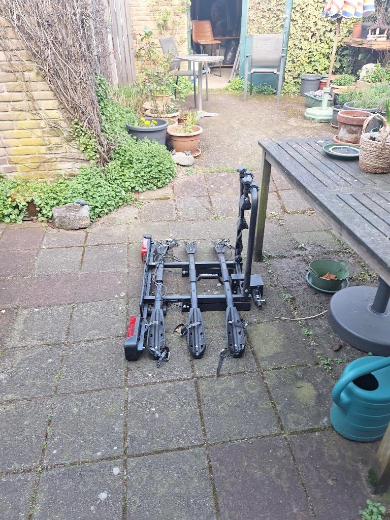 Auto fietsendrager nieuw pro user, Ophalen, 3 fietsen of meer, Elektrische fiets, Nieuw