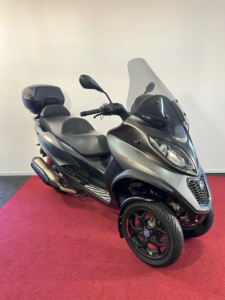 Piaggio MP3 500 HPE Sport Business, Scooter, 493 cc, Bedrijf, Traction Control