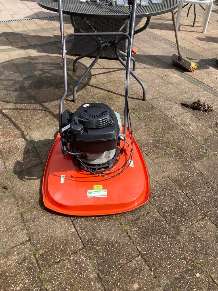 Professionele Flymo Luchtkussenmaaier 4-takt motor, Tuin en Terras, Grasmaaiers, Ophalen, Gebruikt, Benzine-grasmaaier, 50 cm of meer