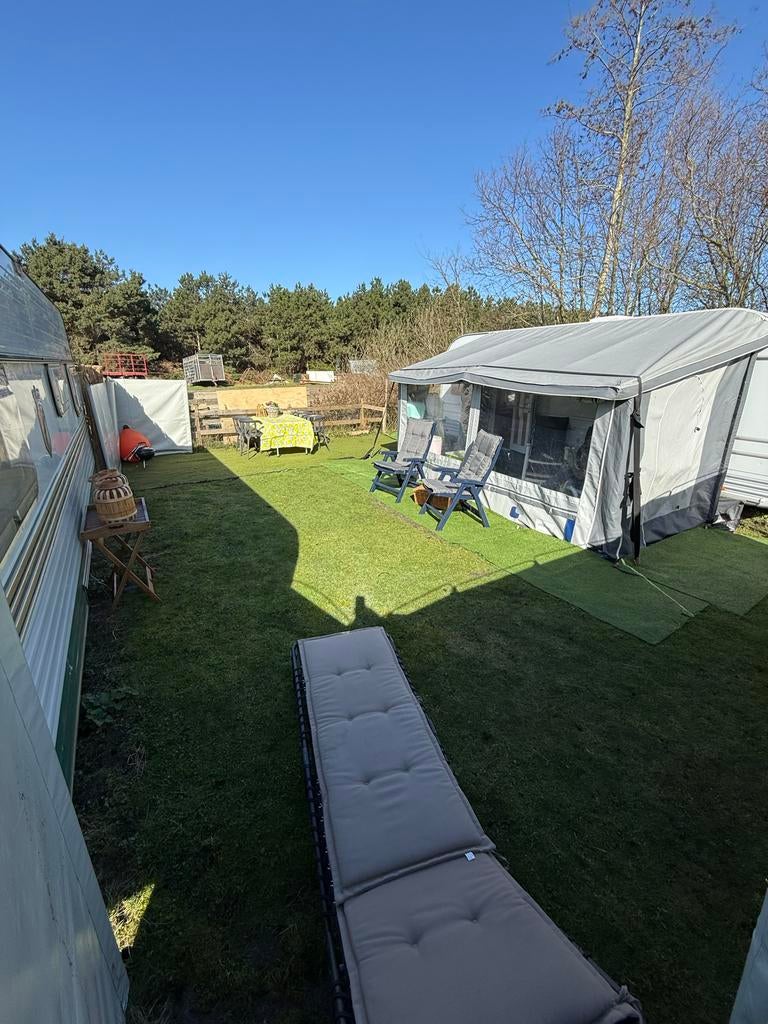 Caravan incl. seizoen staplaats op Ameland, Overige merken, Vast bed, Rondzit, 7 tot 8 meter