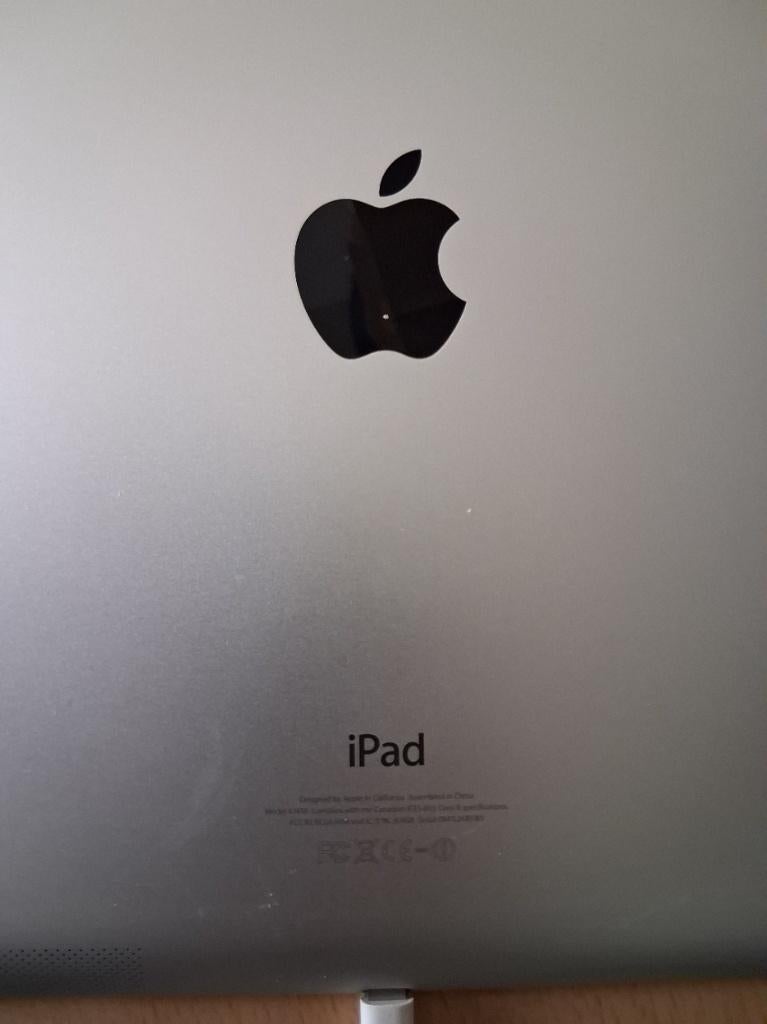 IPAD a1458, Computers en Software, Apple iPads, Apple iPad, Wit, Zo goed als nieuw, 16 GB