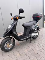 Piaggio typhoon 50cc 2takt BROM~Geel kenteken! ~nieuwstaat!, D, Tweetakt, Ophalen of Verzenden, Zo goed als nieuw
