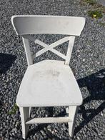 Gratis Witte houten kinder stoel met kruisrug - Gebruikt, Ophalen, Gebruikt, Wit, Eén
