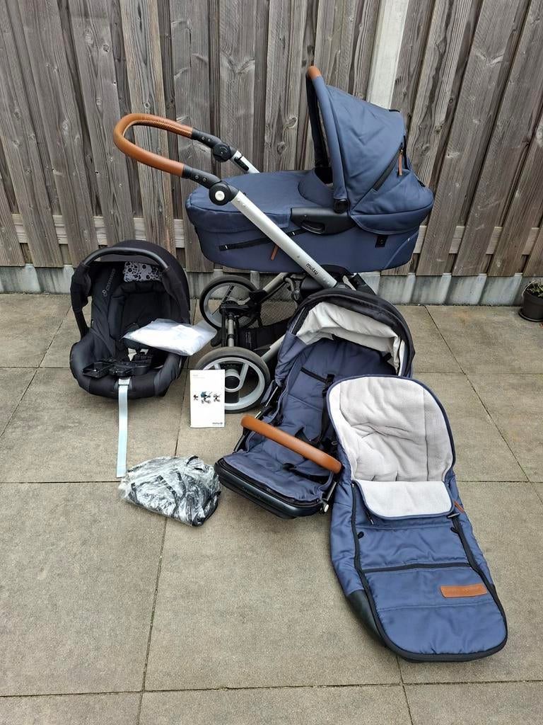 Mutsy kinderwagen met reiswieg, zitje en maxi-cosi, Kinderen en Baby's, Kinderwagens en Combinaties, Ophalen, Gebruikt, Mutsy