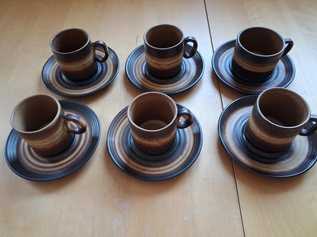 Vintage Arabia Finland 6 kop en schotels. Keramiek., Antiek en Kunst, Ophalen of Verzenden